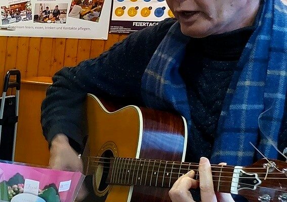 2024-01-11 14.23.42-1_1200